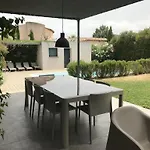 Malona, 7 Km De La Βίλα *